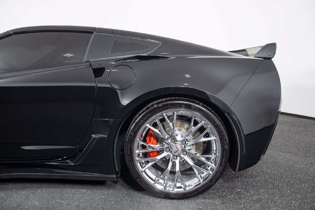 Used 2017 Chevrolet Corvette Z06 RWD image 10