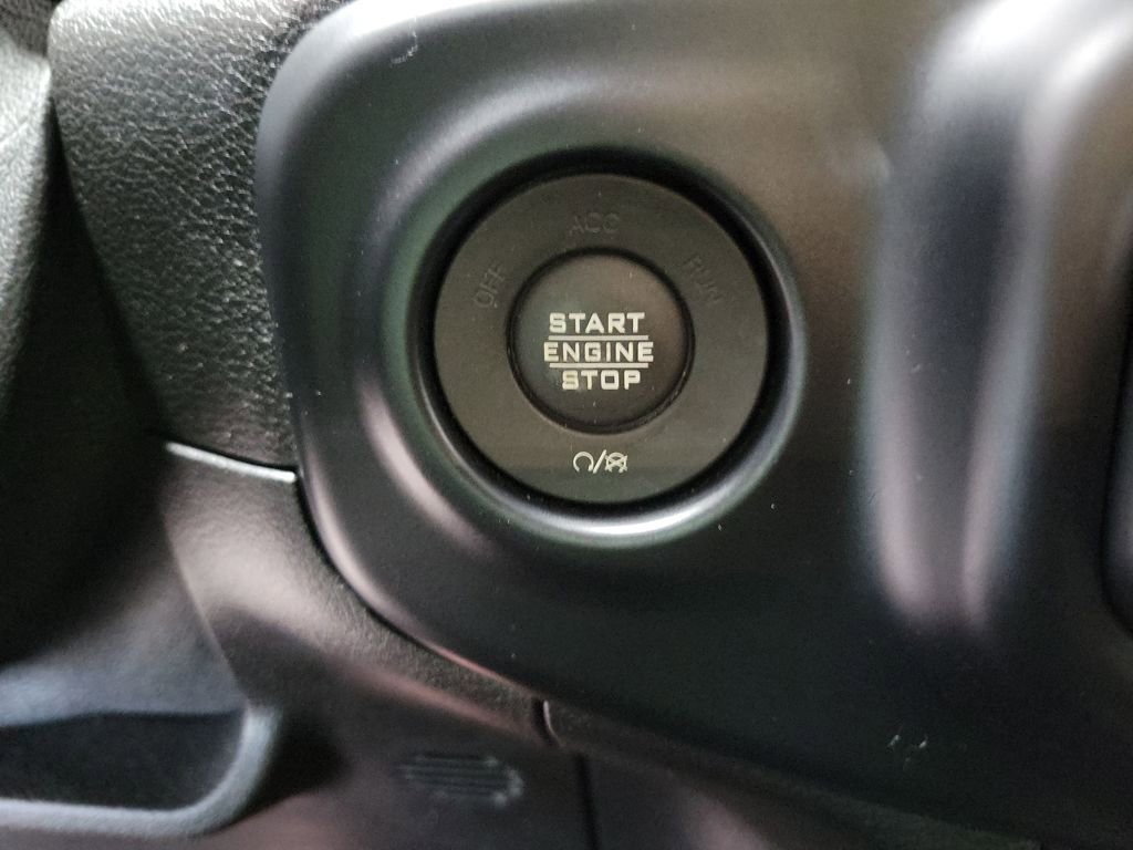 Used 2019 Jeep Wrangler Sport image 34