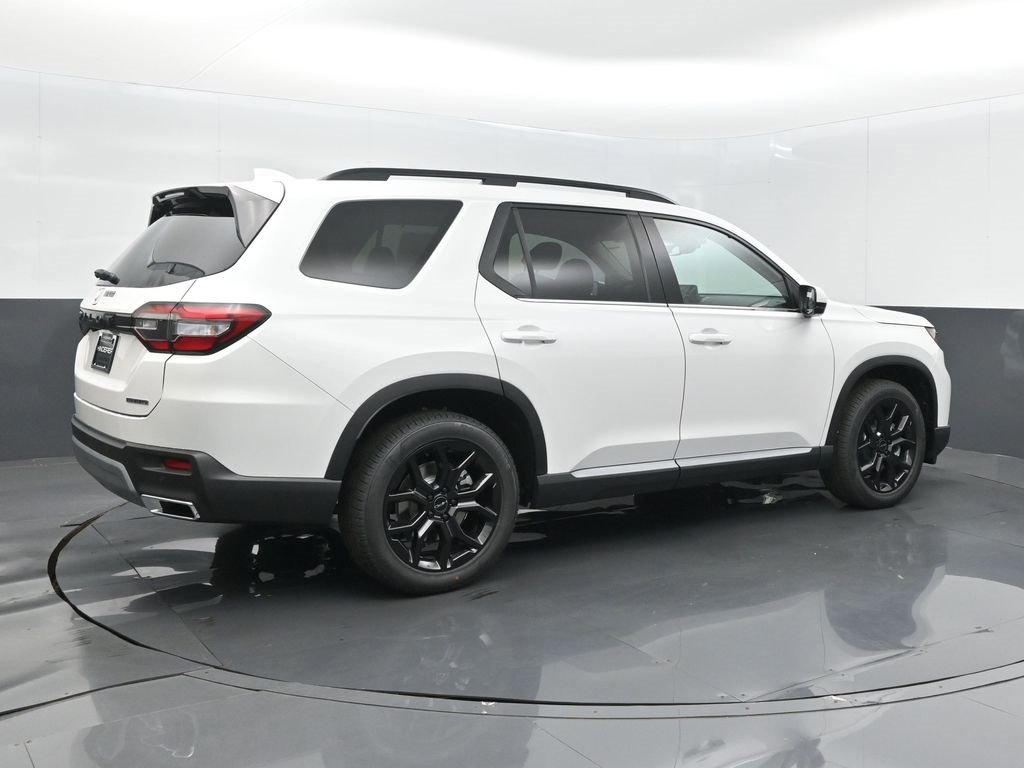New 2025 Honda Pilot Touring image 22