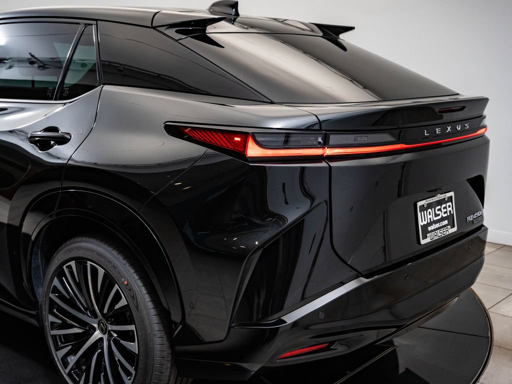 Certified 2024 Lexus RZ 450e Premium w/ Technology Package AWD/4WD image 18