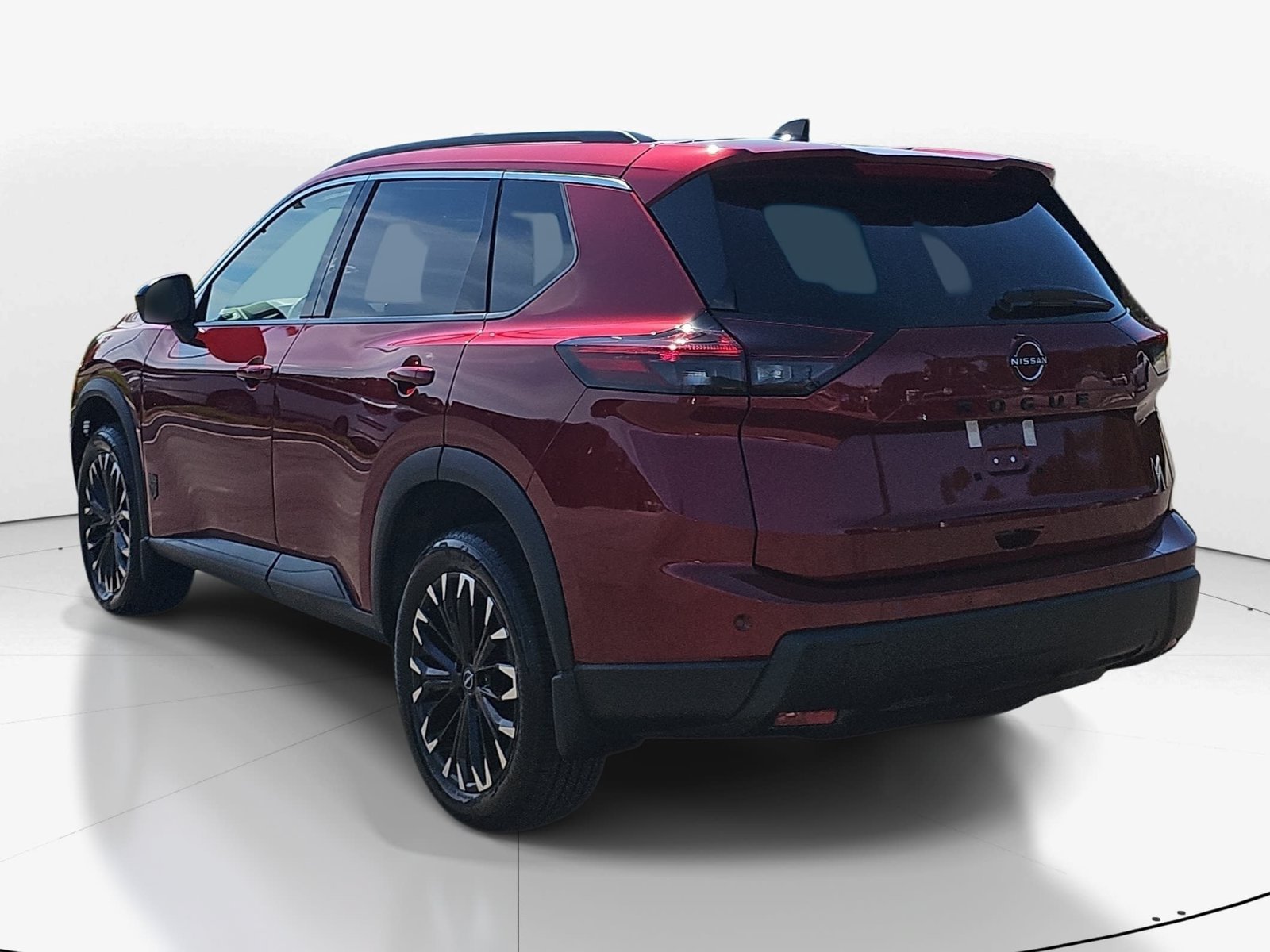 New 2027 Nissan Rogue Dark Armor FWD image 8