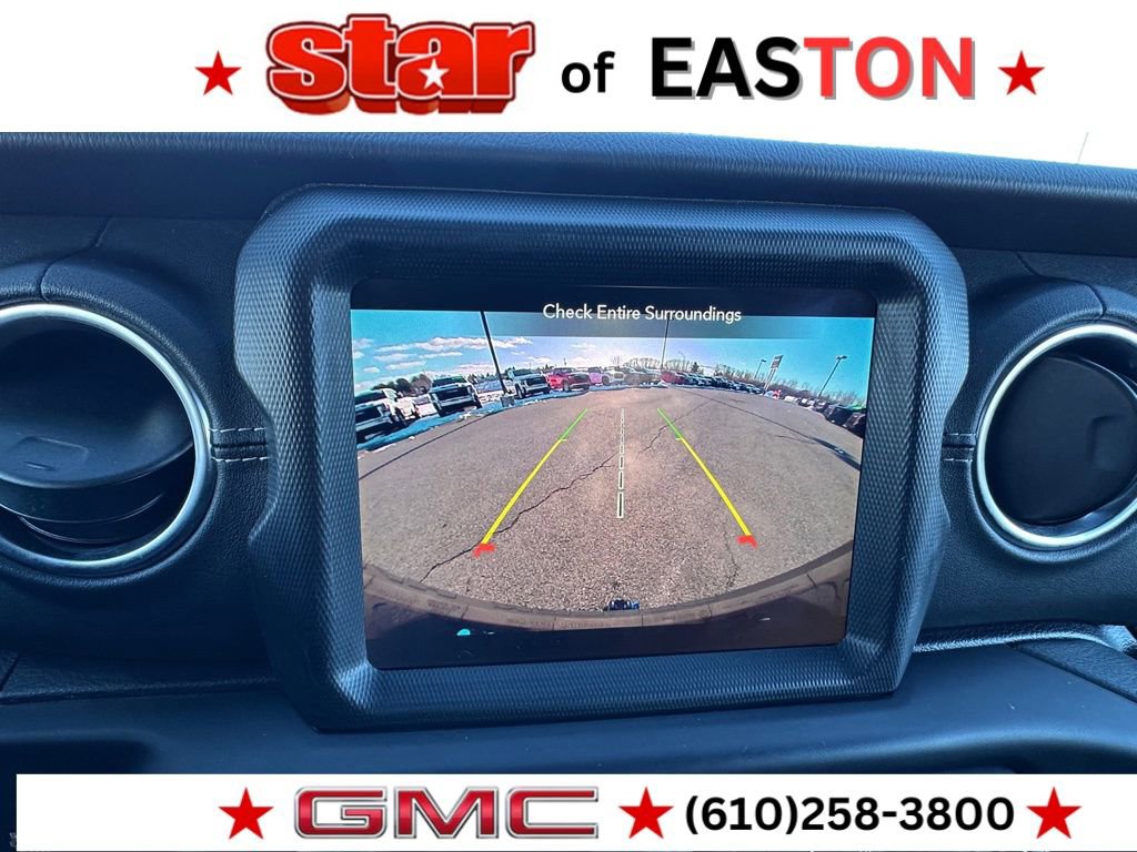 Used 2022 Jeep Wrangler Unlimited Sahara w/ Cold Weather Group image 30