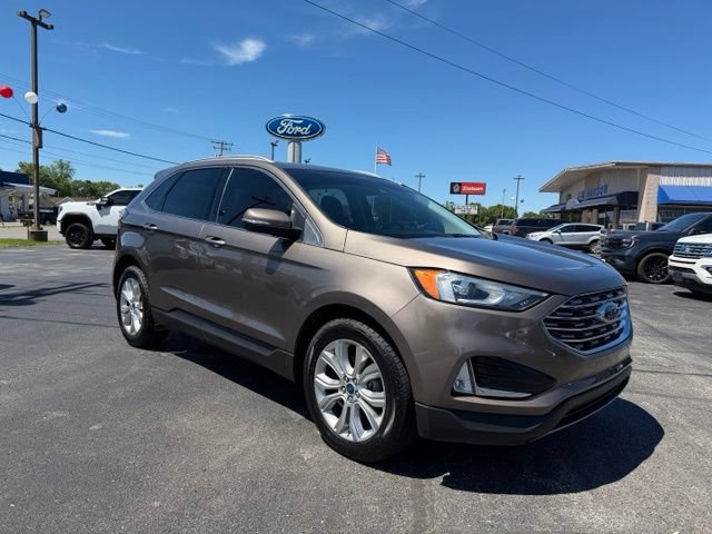 Used 2019 Ford Edge Titanium FWD image 7