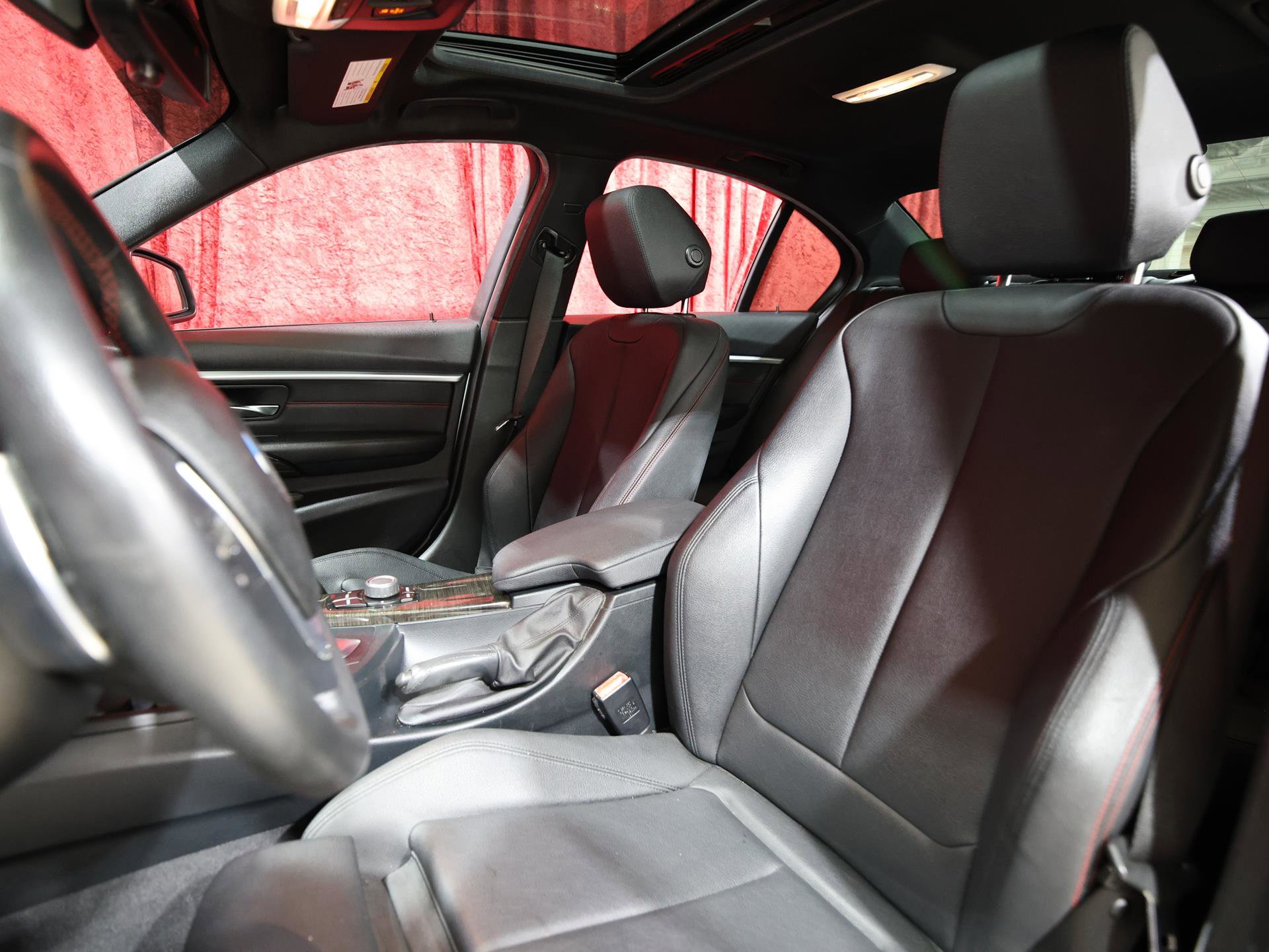 Used 2016 BMW 328i image 13