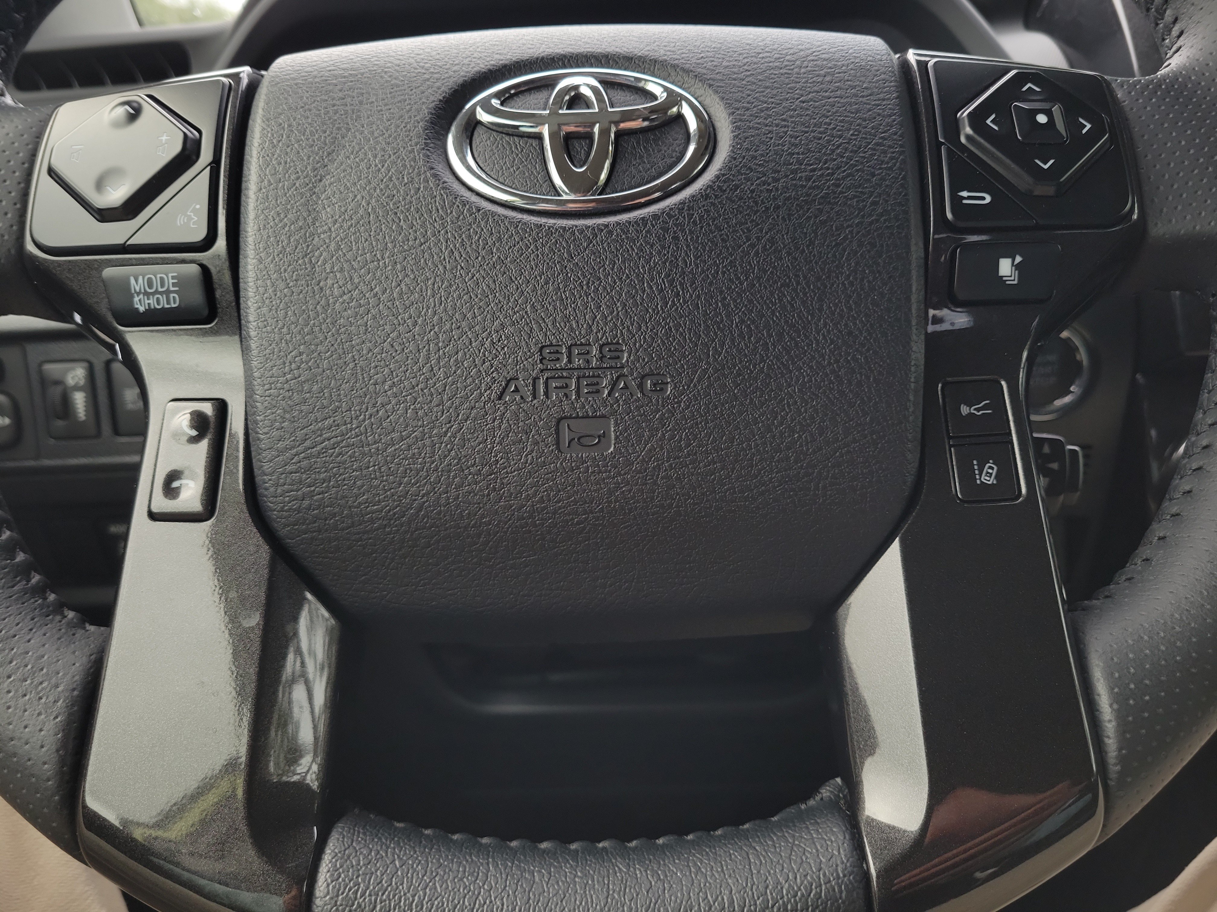 Used 2023 Toyota 4Runner TRD Off-Road AWD/4WD image 27