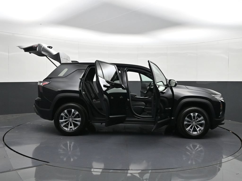 Certified 2026 Chevrolet Equinox LT w/ Safety and Technology Package AWD/4WD image 38