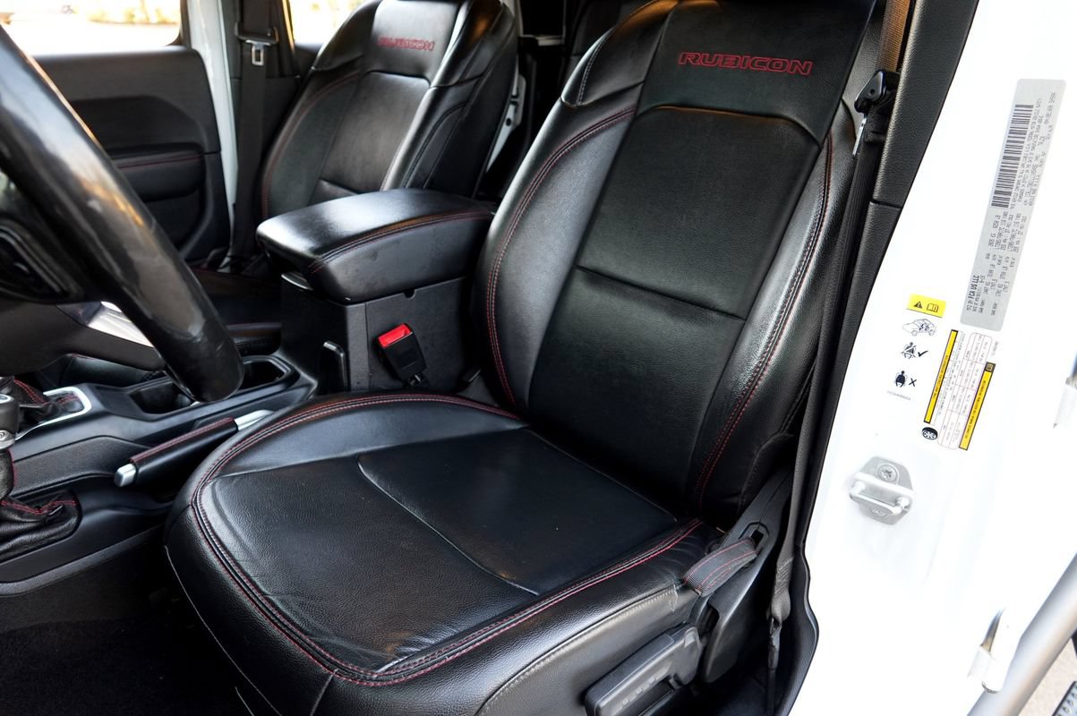 Used 2020 Jeep Gladiator Rubicon AWD/4WD image 6