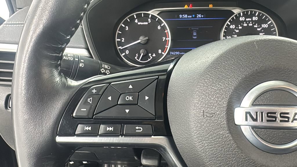 Used 2020 Nissan Altima 2.5 SV image 19