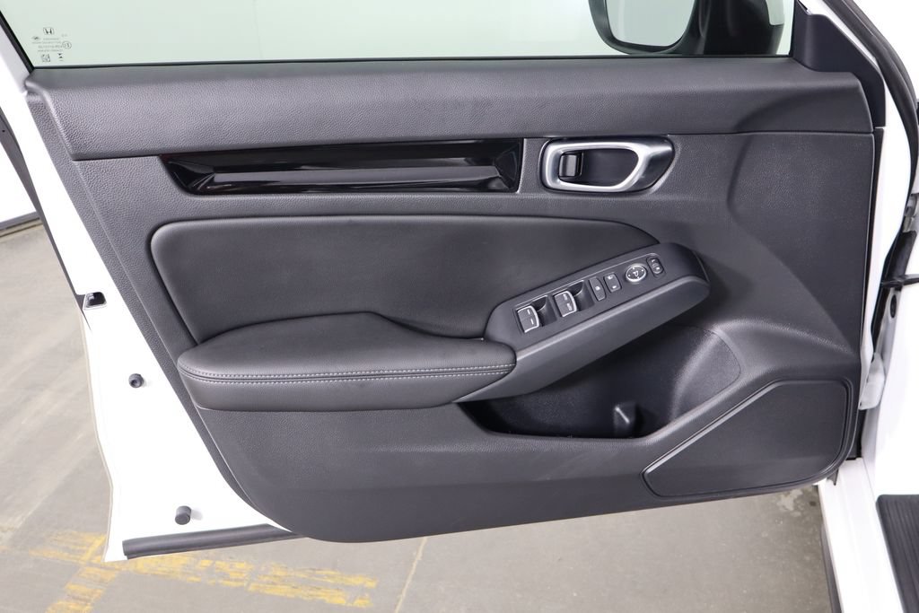 Used 2024 Honda Civic EX-L image 18