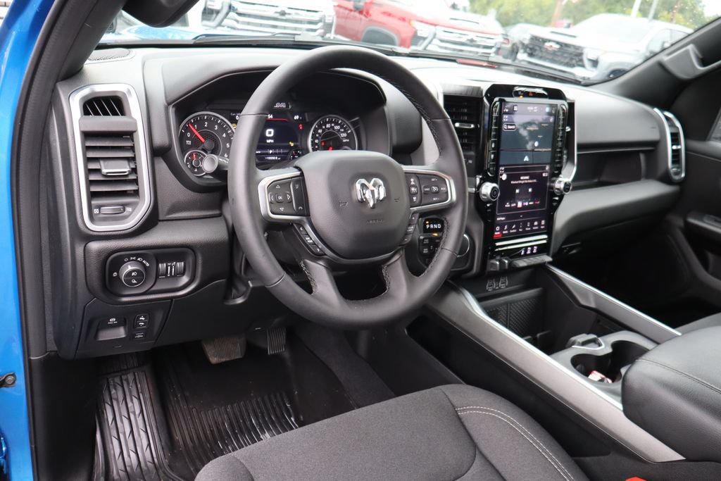Used 2025 RAM 1500 Big Horn AWD/4WD image 5