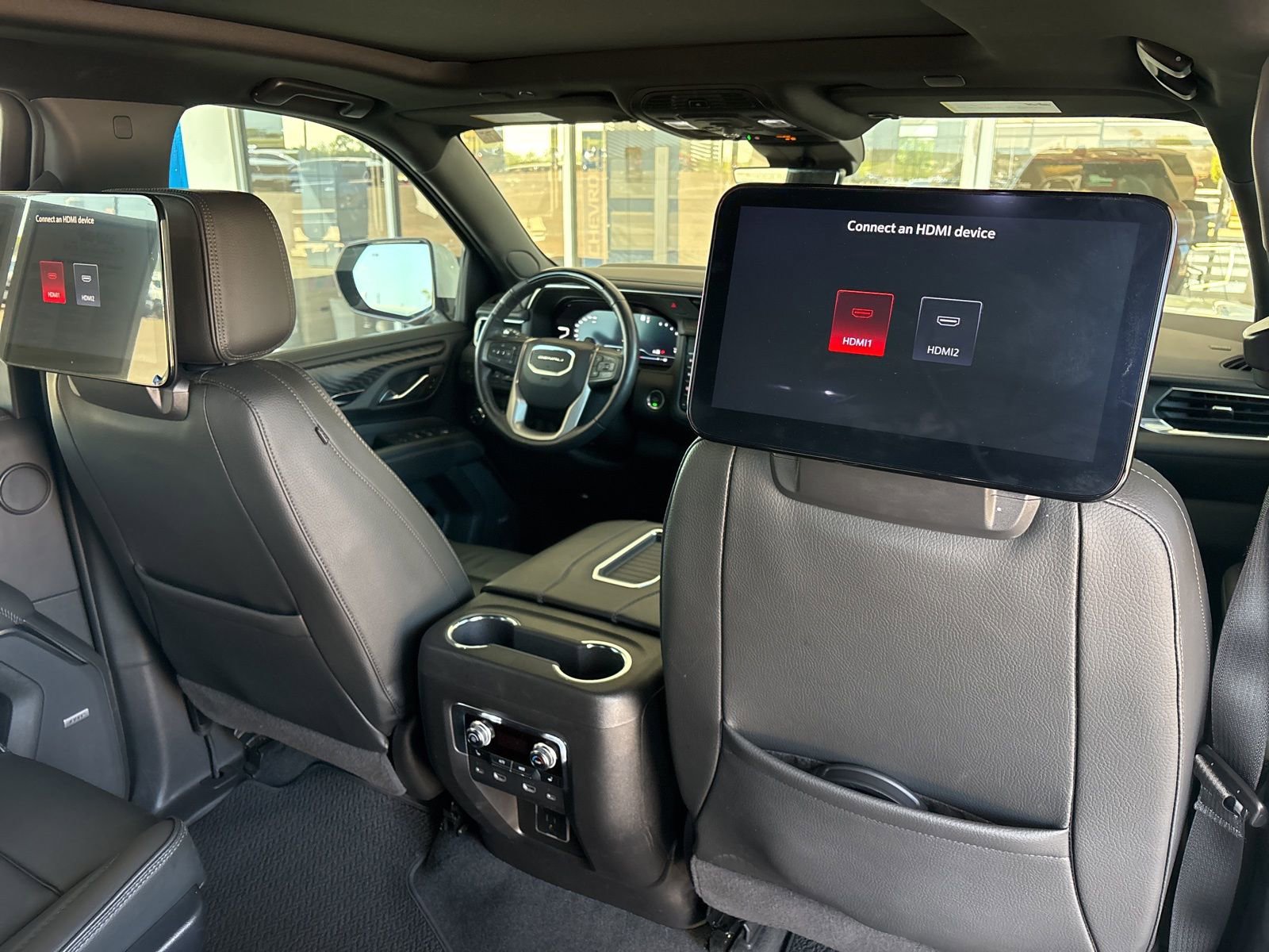 Certified 2023 GMC Yukon XL Denali w/ Advanced Technology Package image 26