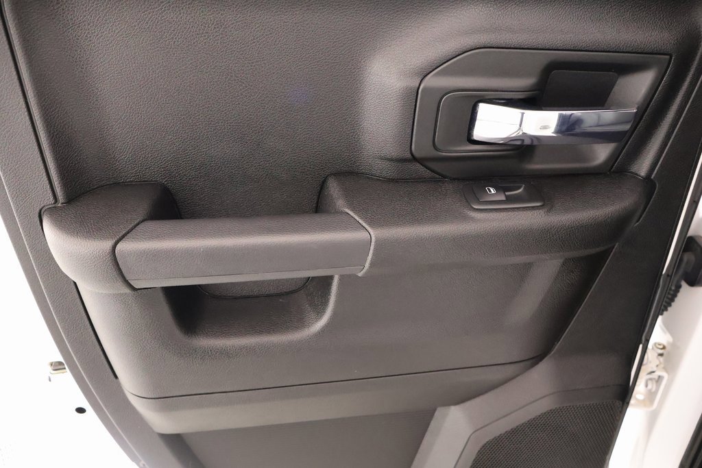 Used 2021 RAM 1500 Classic Warlock w/ Luxury Group image 16