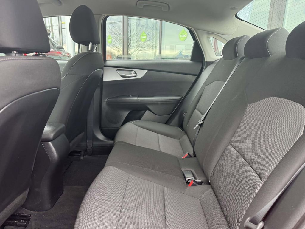 Used 2023 Kia Forte LXS FWD image 10