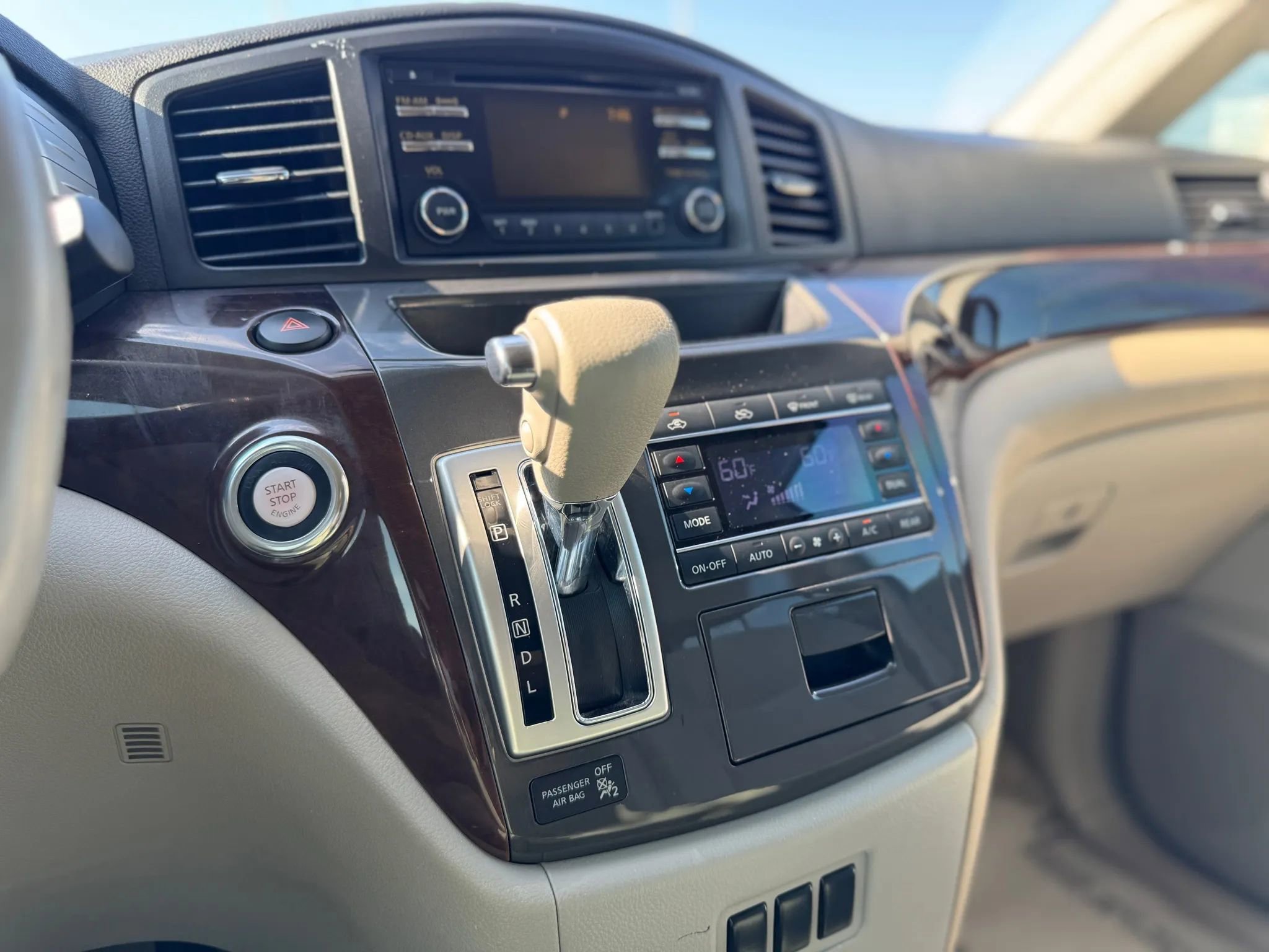 Used 2012 Nissan Quest SV image 30