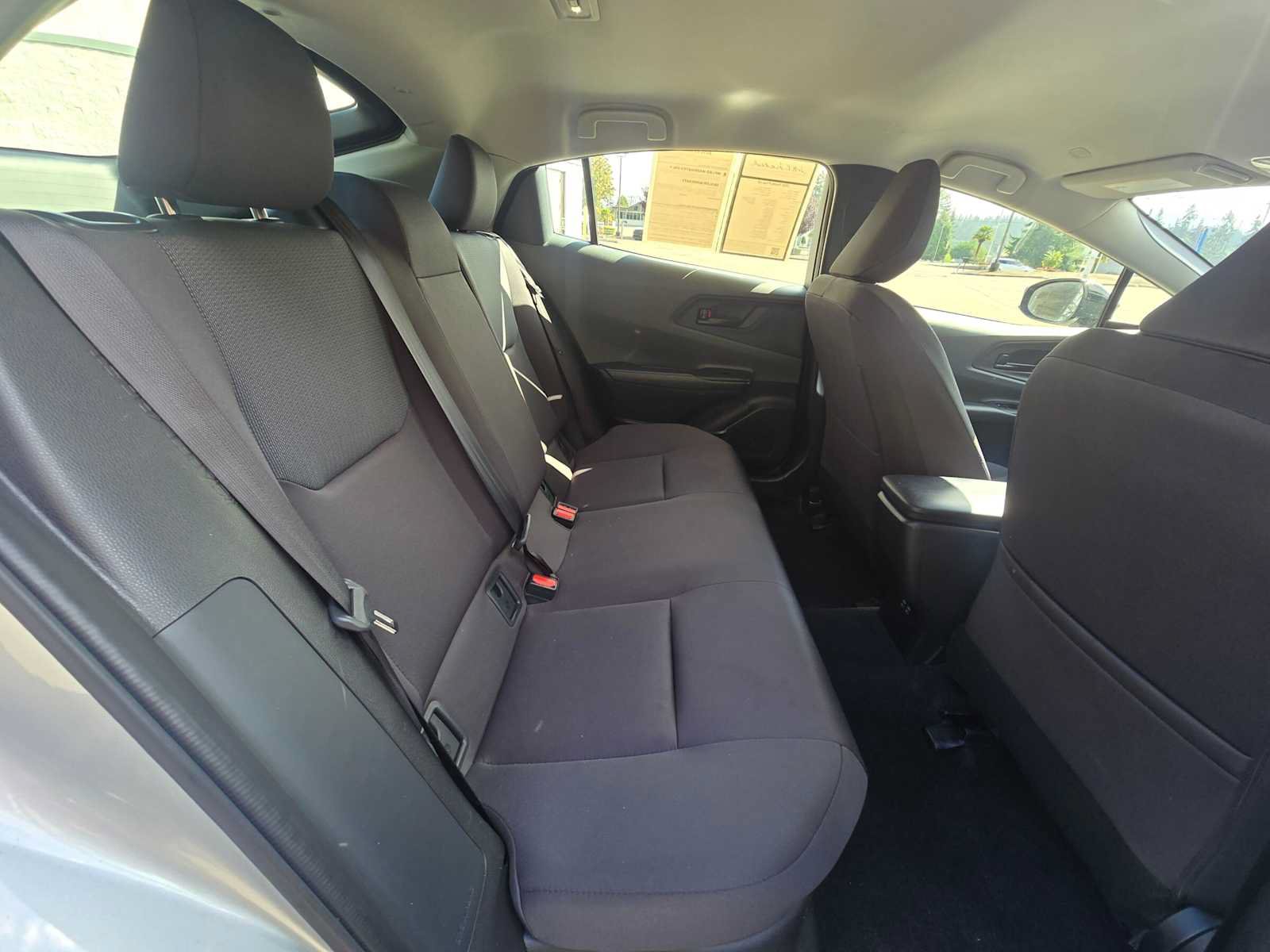 Certified 2025 Toyota Prius LE FWD image 12