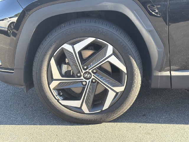 Used 2024 Hyundai Tucson Limited FWD image 13