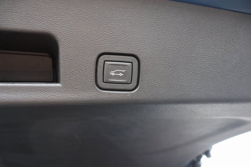 Used 2024 Chevrolet Traverse Z71 image 24