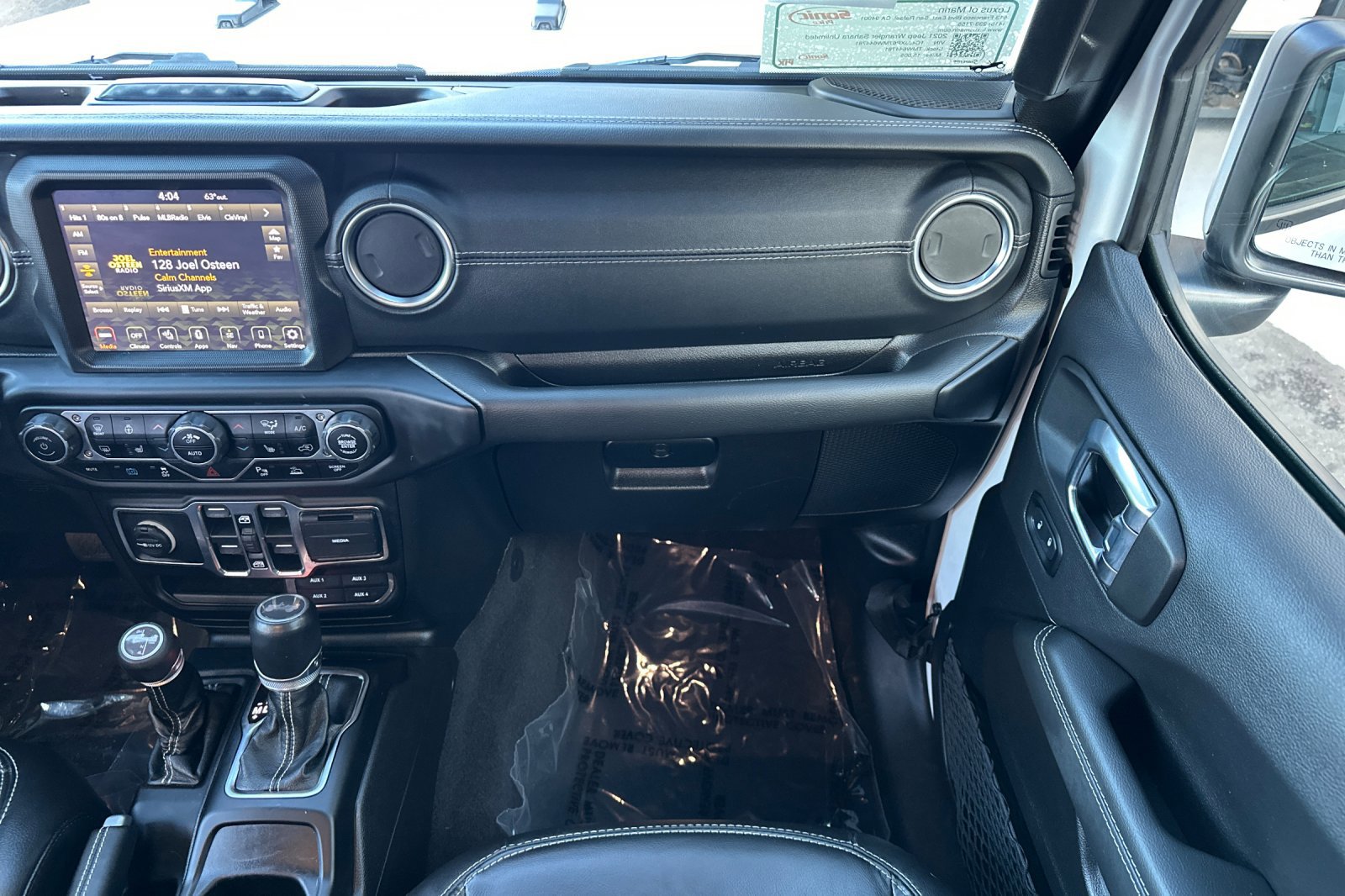 Used 2021 Jeep Wrangler Unlimited Sahara w/ Cold Weather Group image 29