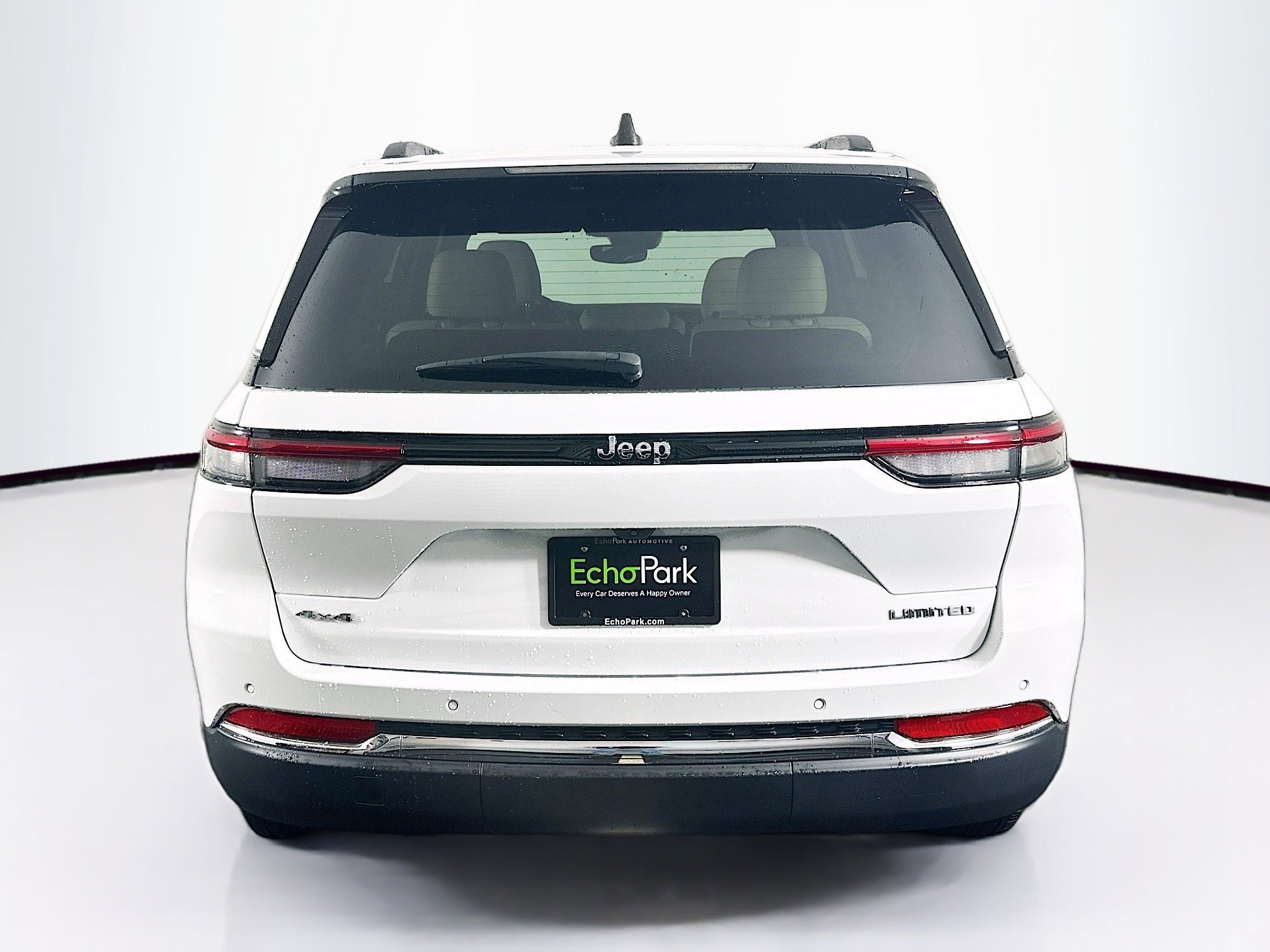 Used 2023 Jeep Grand Cherokee Limited image 7