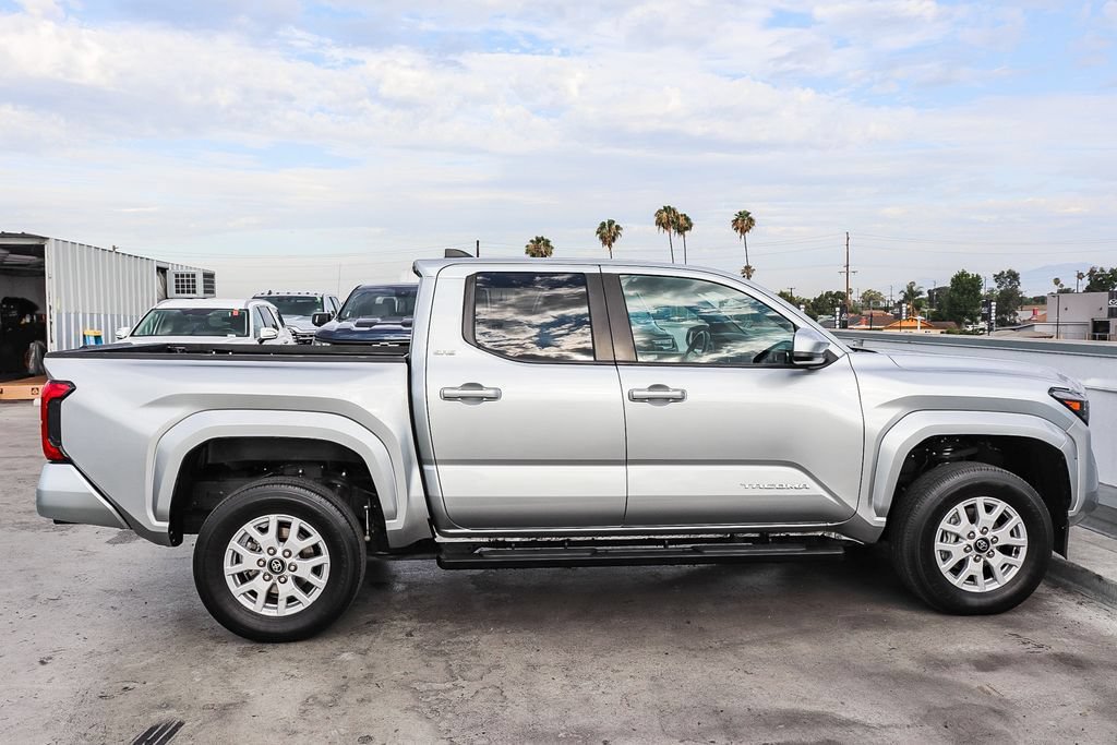 Used 2024 Toyota Tacoma SR5 RWD image 13