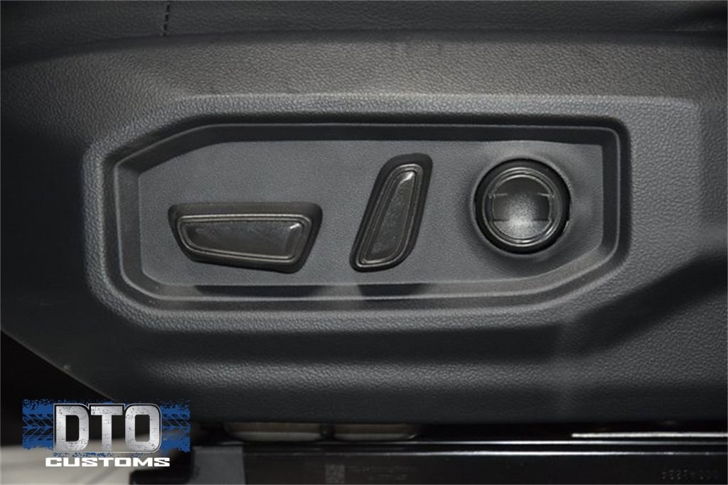 Used 2024 Toyota Tundra Limited w/ Power Package image 37