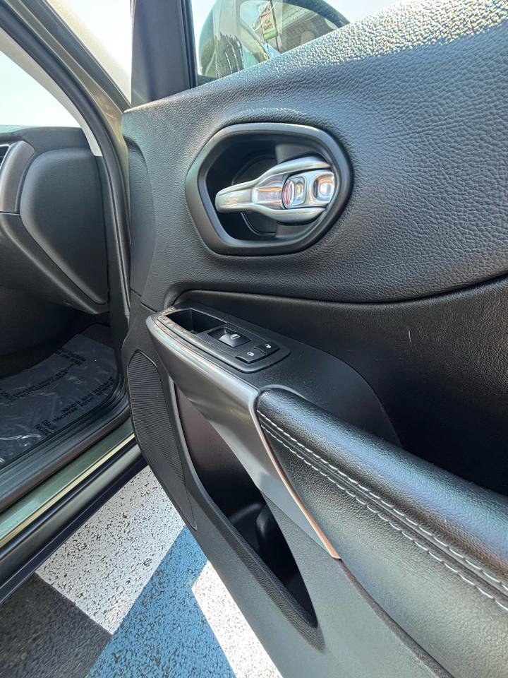 Used 2012 Buick Enclave Convenience AWD/4WD image 30