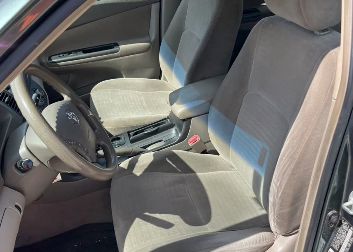 Used 2006 Toyota Camry LE FWD image 5