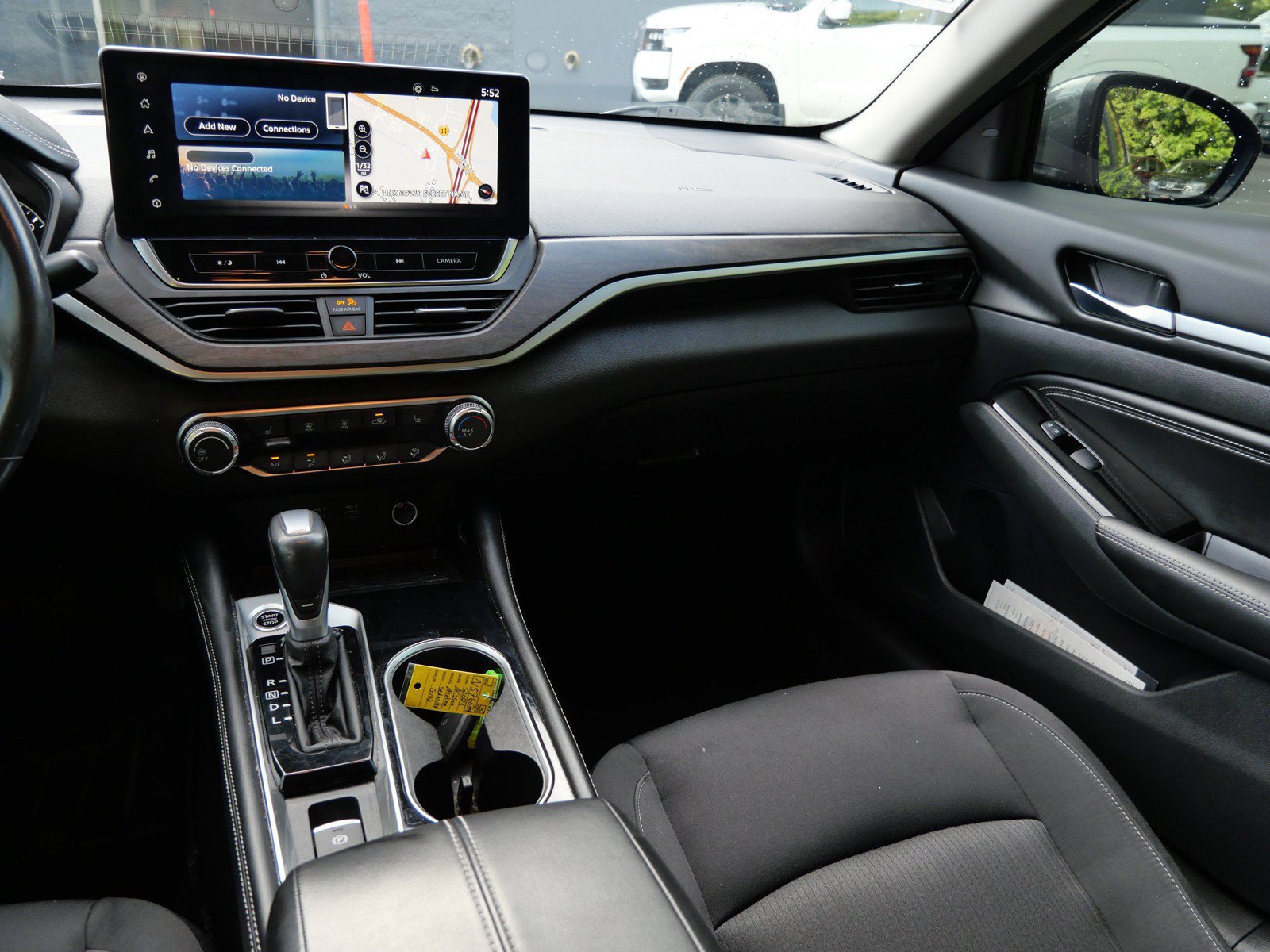 Certified 2023 Nissan Altima 2.5 SV w/ SV Premium Package AWD/4WD image 15