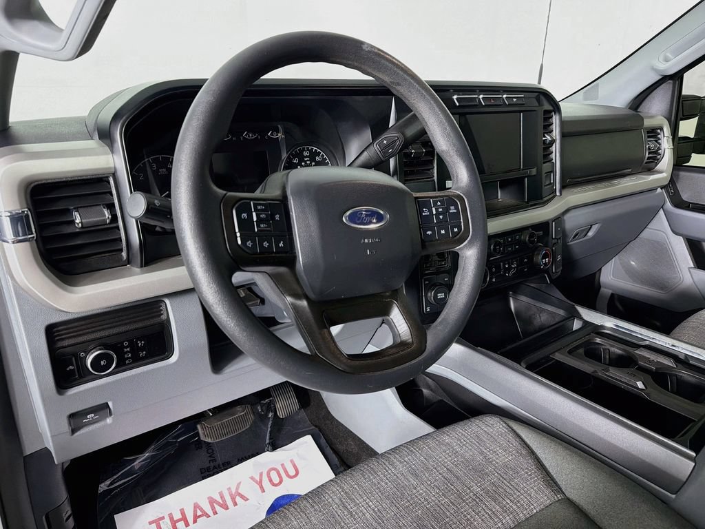 Used 2024 Ford F250 XLT AWD/4WD image 9