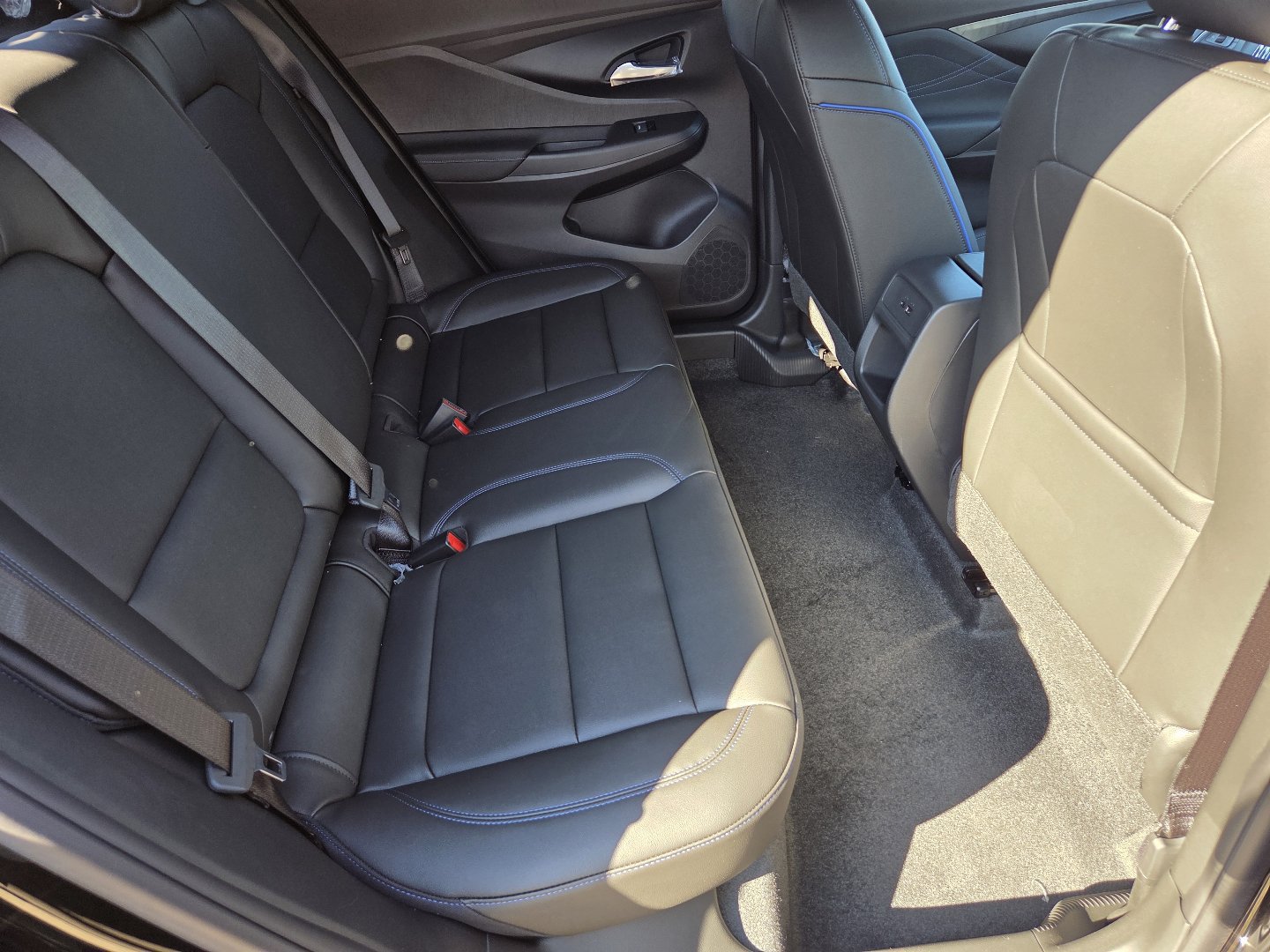 New 2026 Buick Envista Sport Touring w/ Convenience I Package FWD image 21