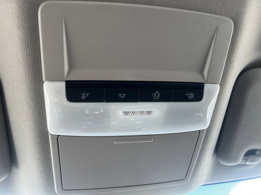 New 2025 Nissan Sentra SV image 7