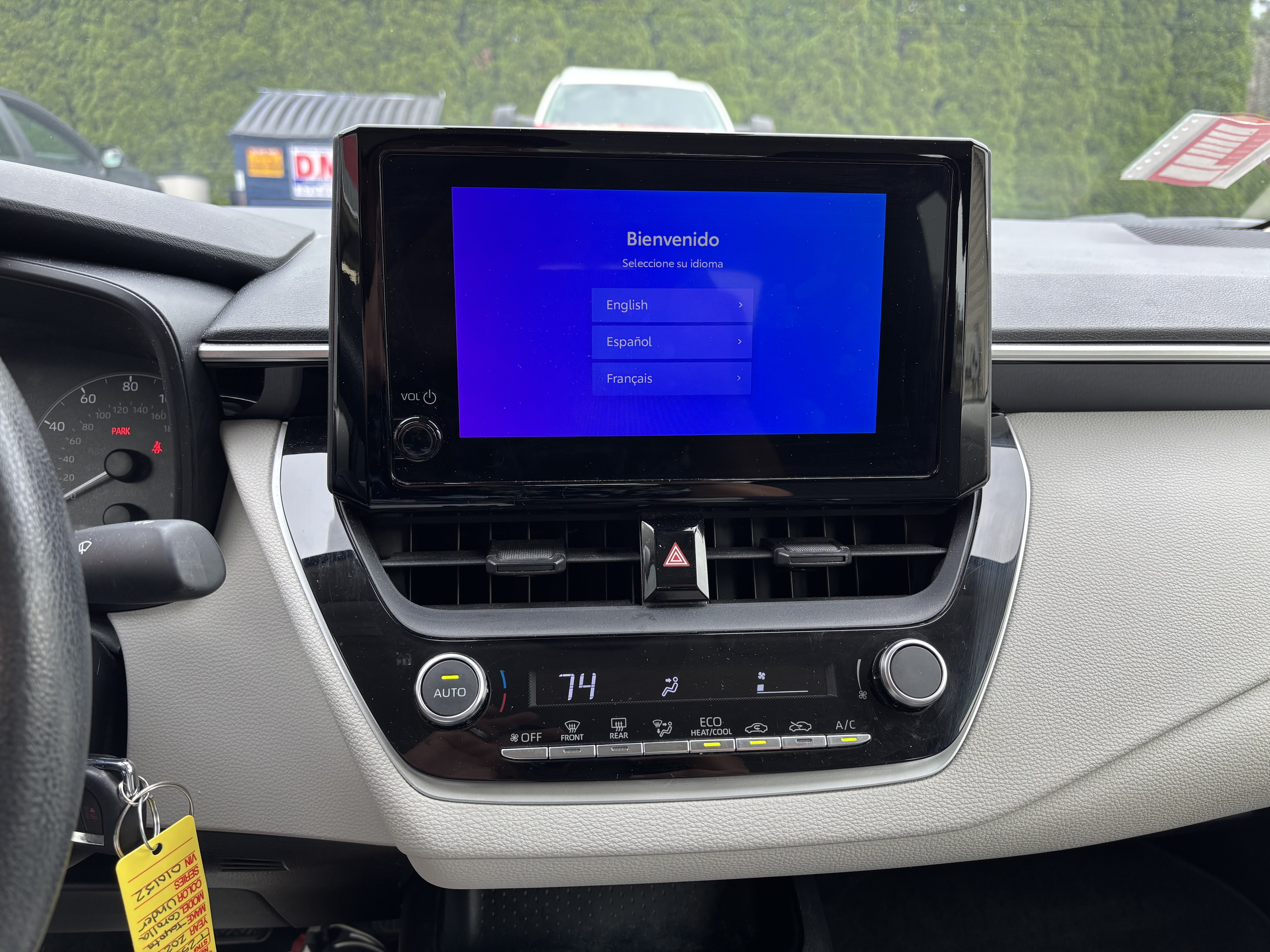 Used 2023 Toyota Corolla LE w/ Carpet Mat Package (TMS) FWD image 25