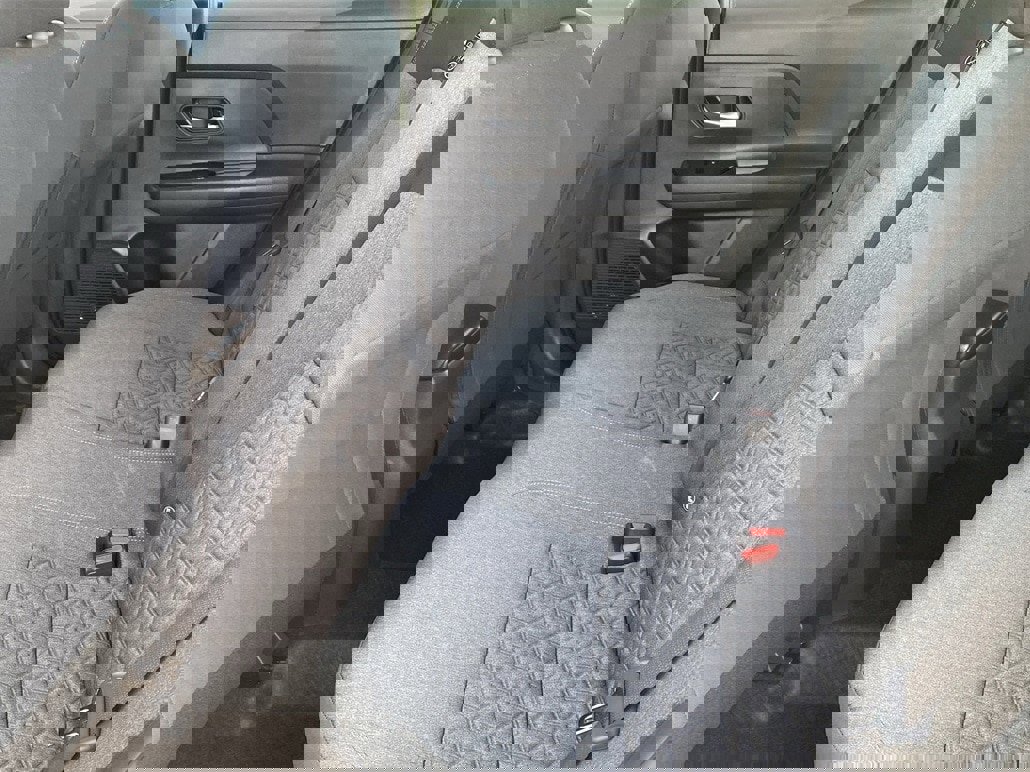 New 2026 Nissan Kicks SV image 15