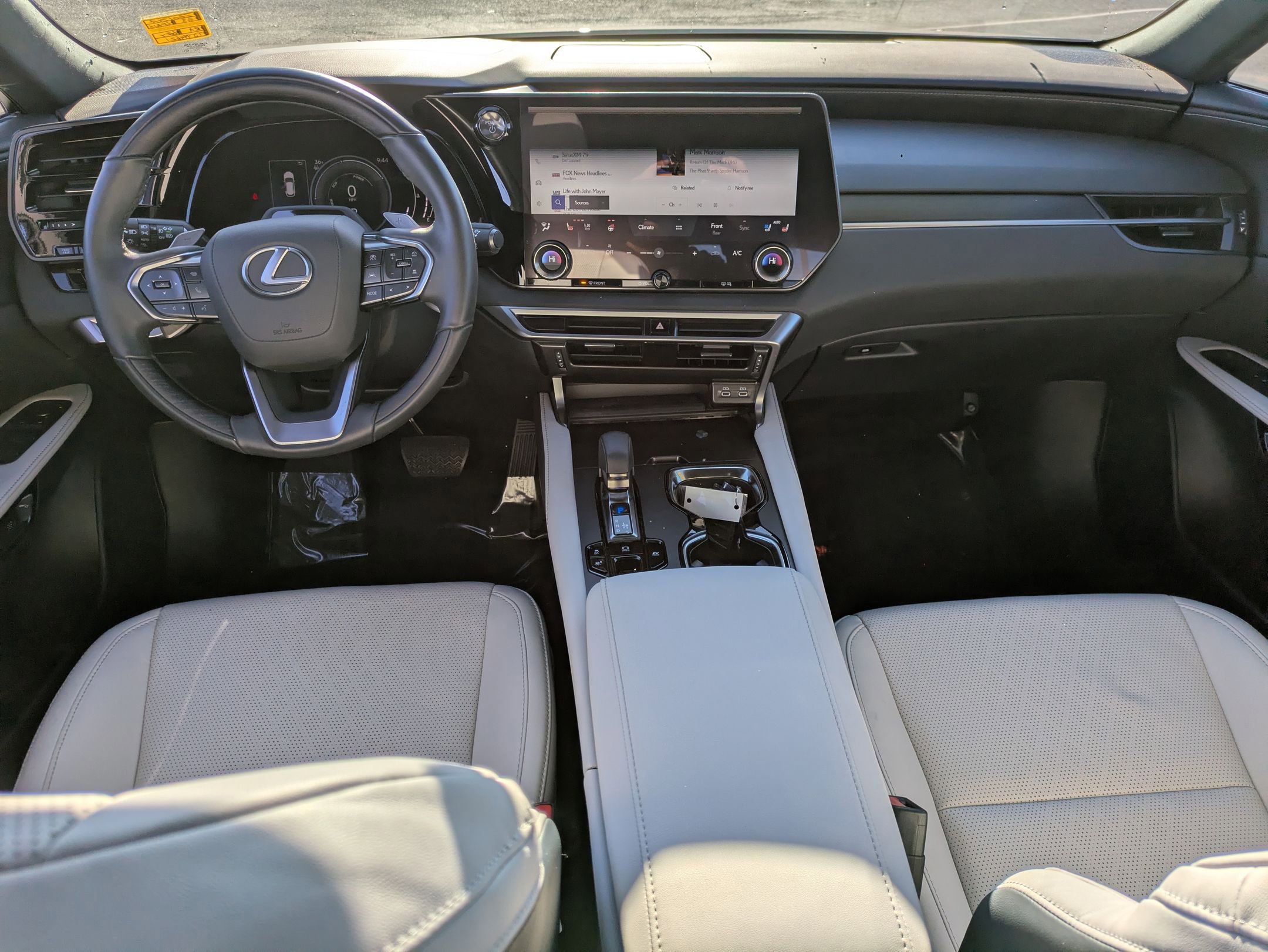 Used 2023 Lexus RX 350h image 24