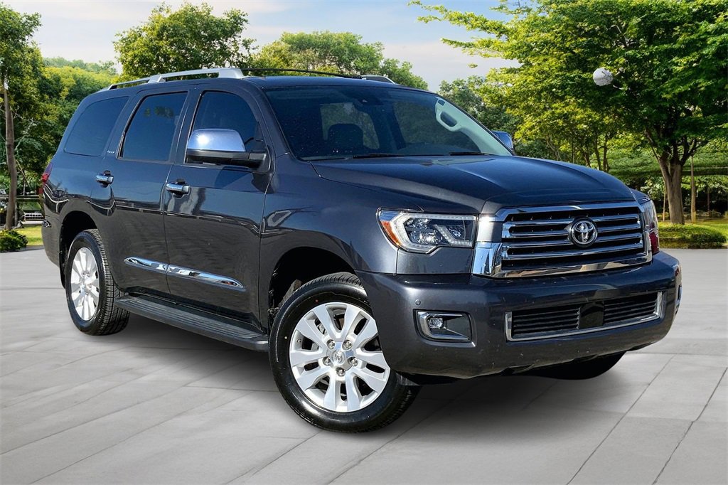 Used 2020 Toyota Sequoia Platinum image 3
