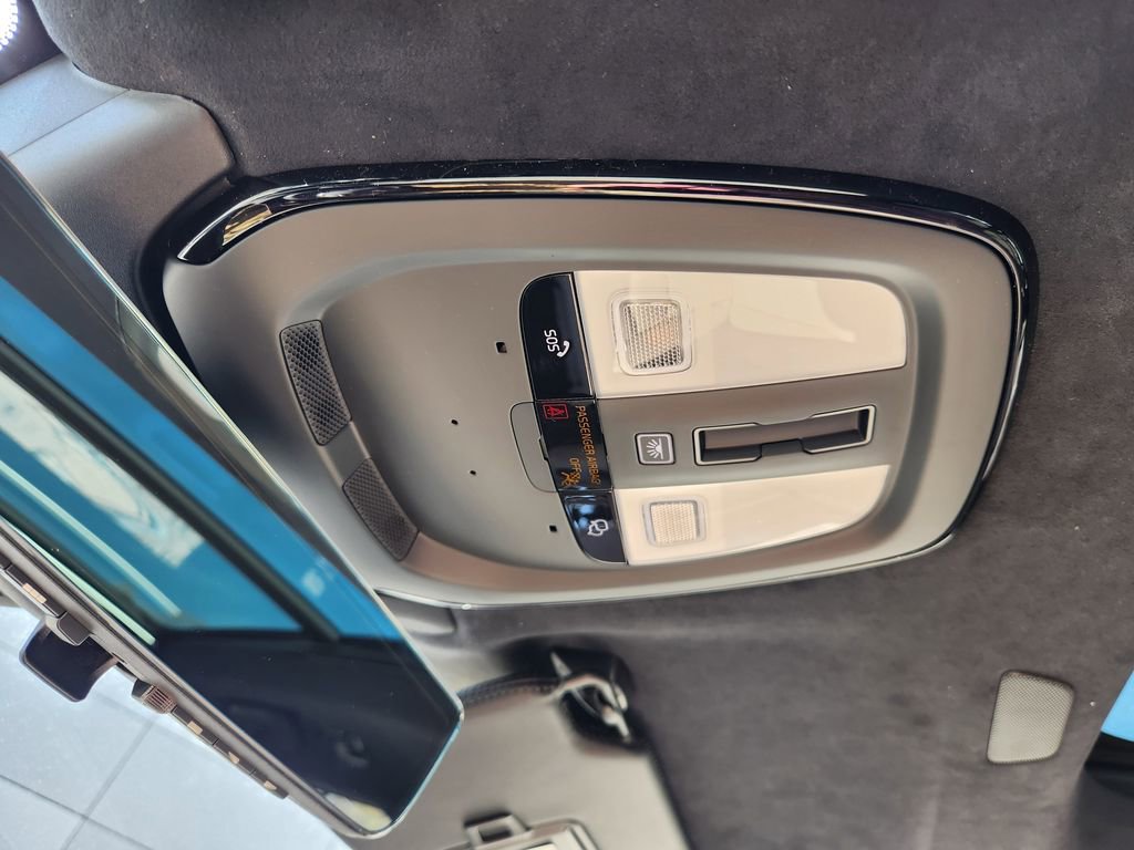 New 2026 Volvo XC90 T8 Ultra w/ Lounge Package image 31