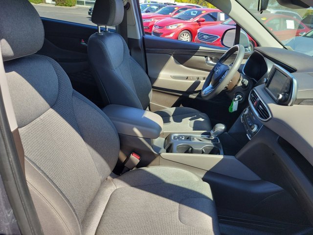 Used 2019 Hyundai Santa Fe SE image 6