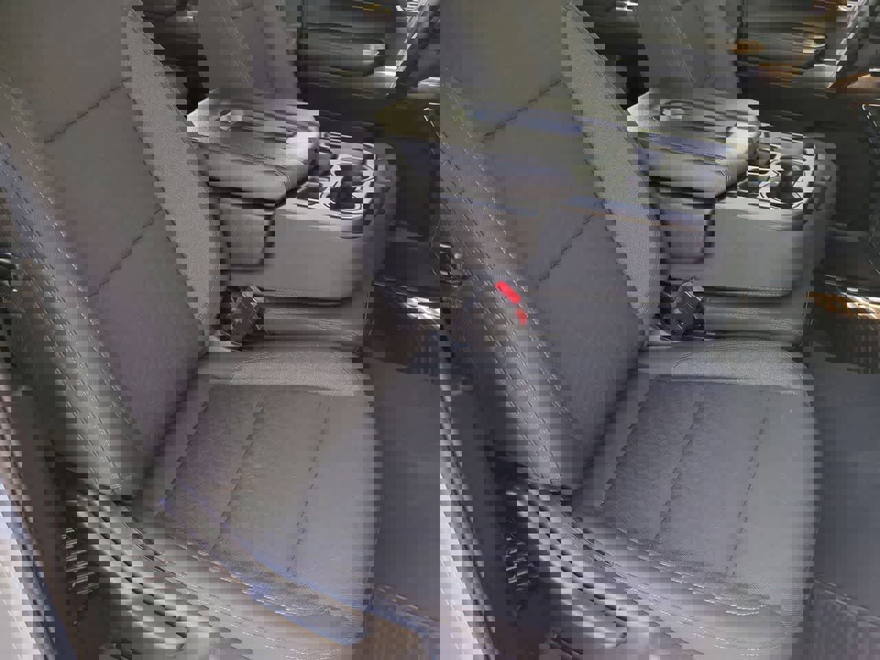 Used 2024 GMC Sierra 1500 Elevation image 22