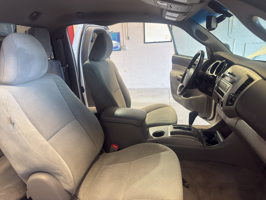 Used 2011 Toyota Tacoma 4x4 Access Cab w/ SR5 Pkg #2 image 23