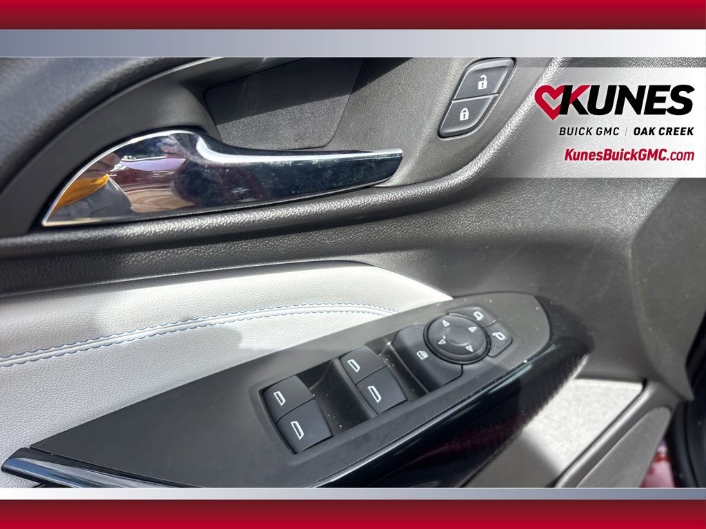 Used 2024 Chevrolet Trax LT w/ Driver Confidence Package image 9