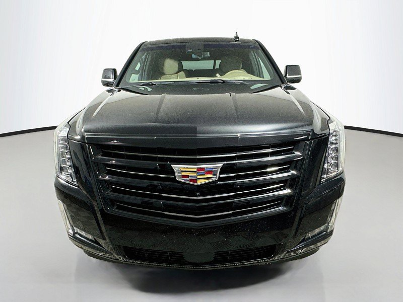 Used 2019 Cadillac Escalade Platinum w/ Escalade Sport Edition AWD/4WD image 6