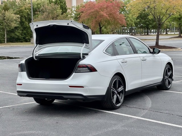 Used 2025 Honda Accord Sport image 17