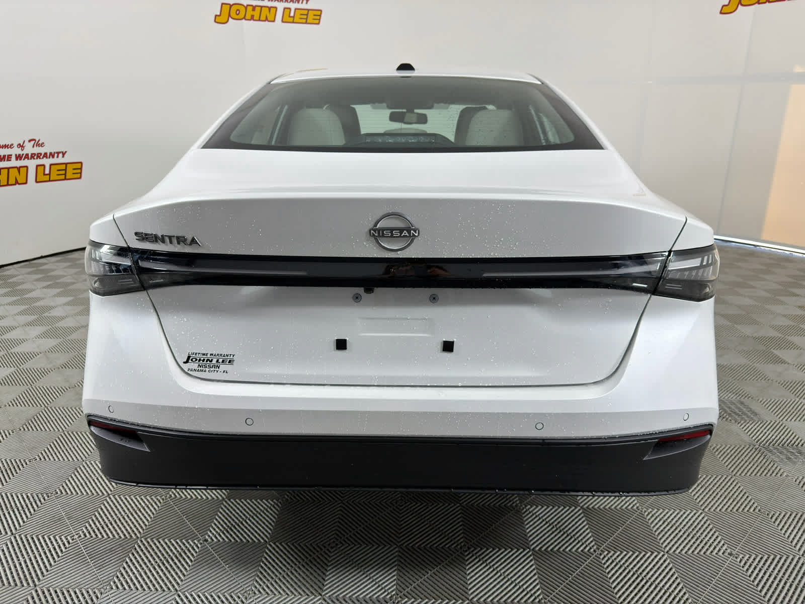 New 2027 Nissan Sentra SL w/ Floor Mat Package FWD image 4
