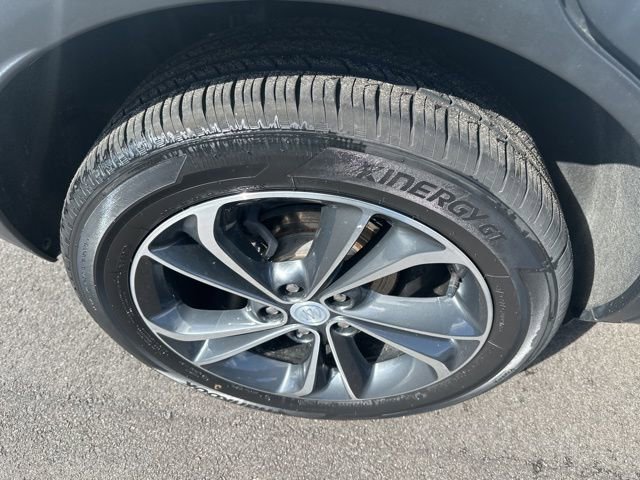 Used 2021 Buick Encore GX Select image 10