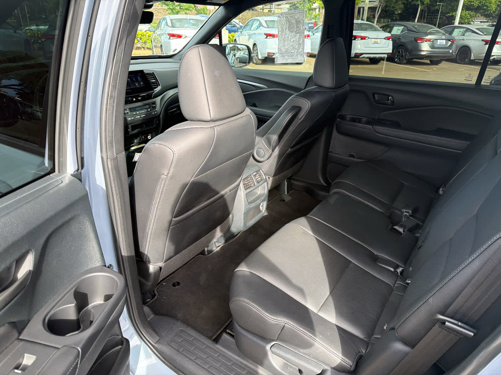 Used 2023 Honda Passport EX-L image 9