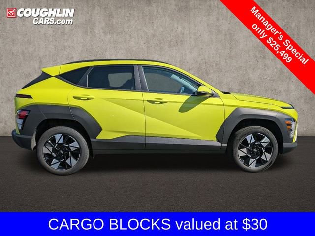Certified 2025 Hyundai Kona SEL image 8