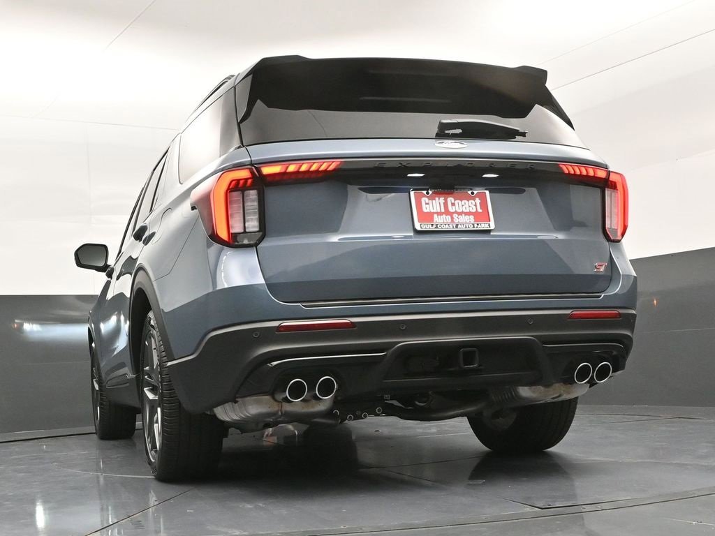 Used 2025 Ford Explorer ST w/ Sun And Sound Package image 38