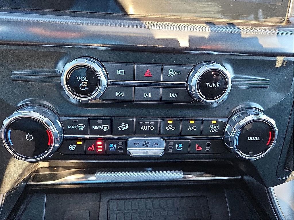 New 2025 Ford F150 Lariat w/ Equipment Group 501A Mid image 14