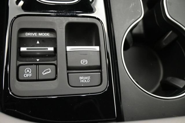 Used 2025 Honda Pilot EX-L image 13