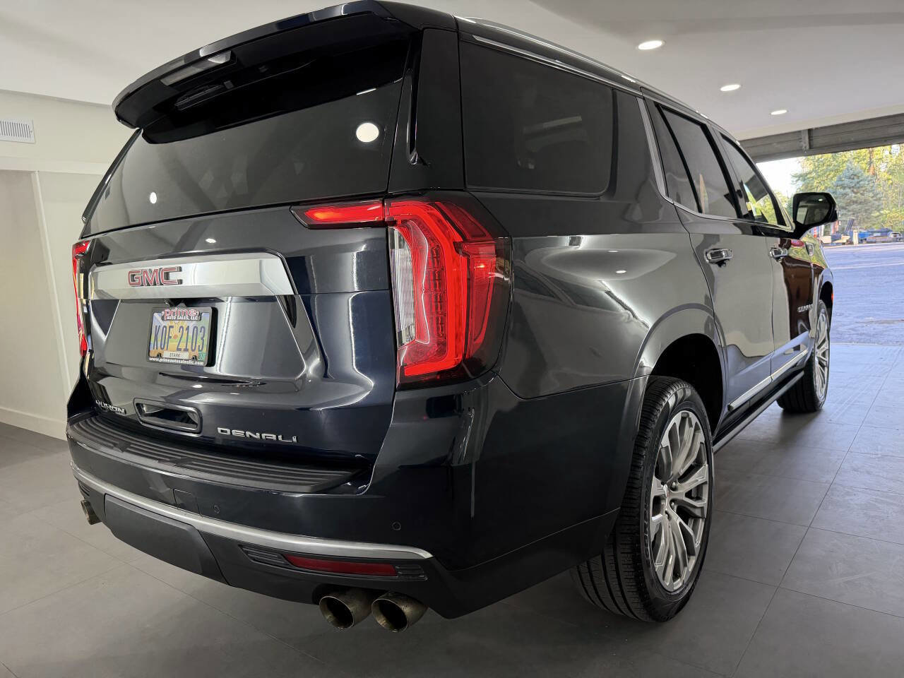 Used 2022 GMC Yukon Denali image 28